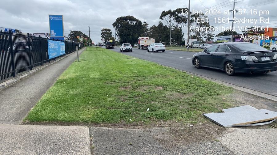 Campbellfield — Storage centre nature strip | EcoScape Gardens